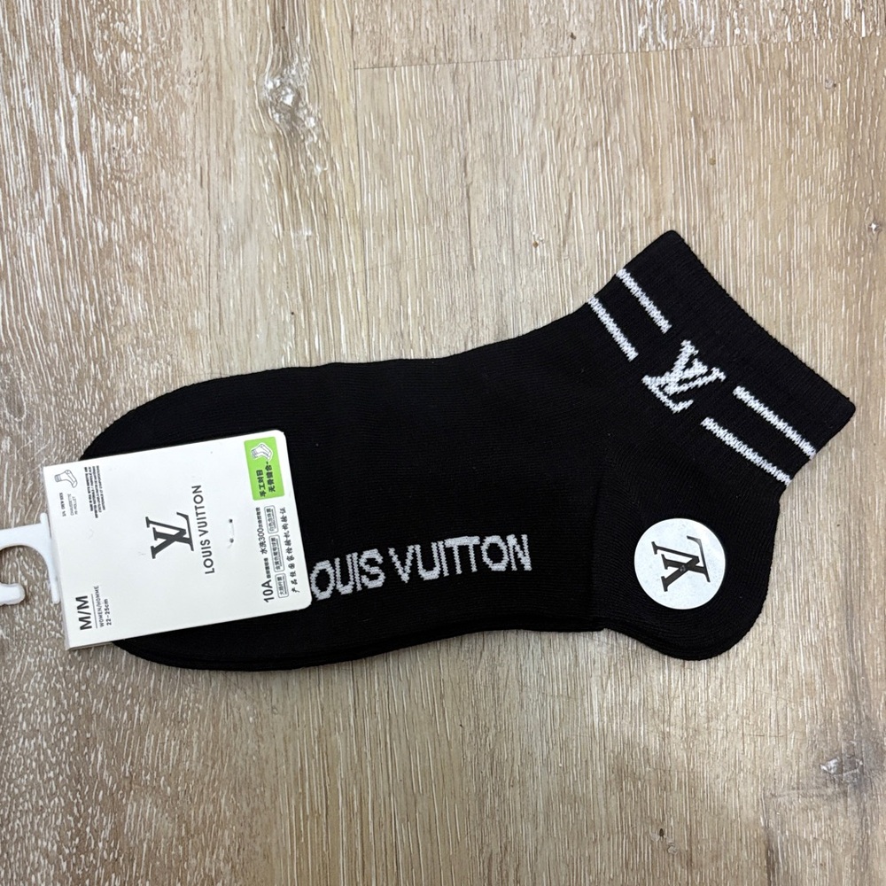 CC Boutique Black and White GWP Socks
